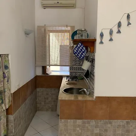 Cathedral House Apartman *